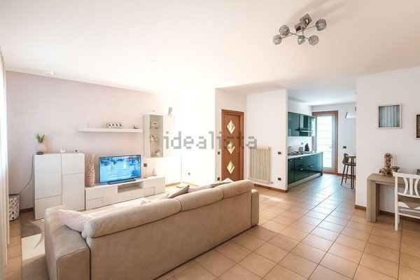 appartamento in vendita a Loria