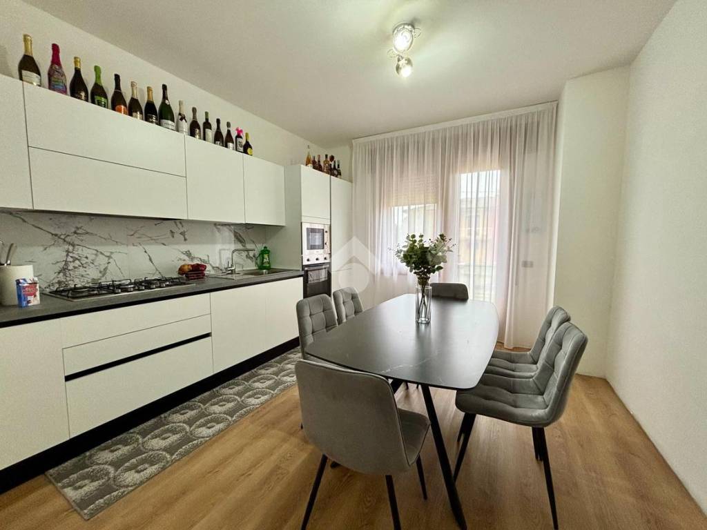 casa indipendente in vendita a Loria in zona Ramon