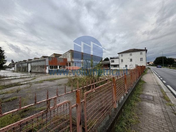 terreno edificabile in vendita a Loria in zona Bessica