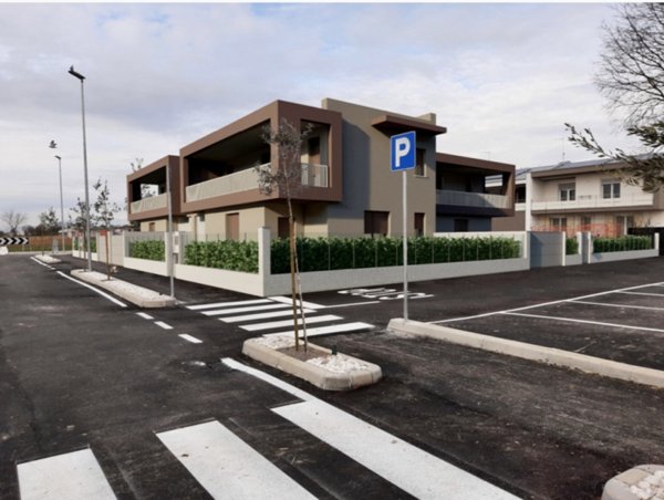 casa indipendente in vendita a Loria in zona Ramon