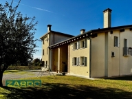 casa indipendente in vendita a Loria in zona Ramon