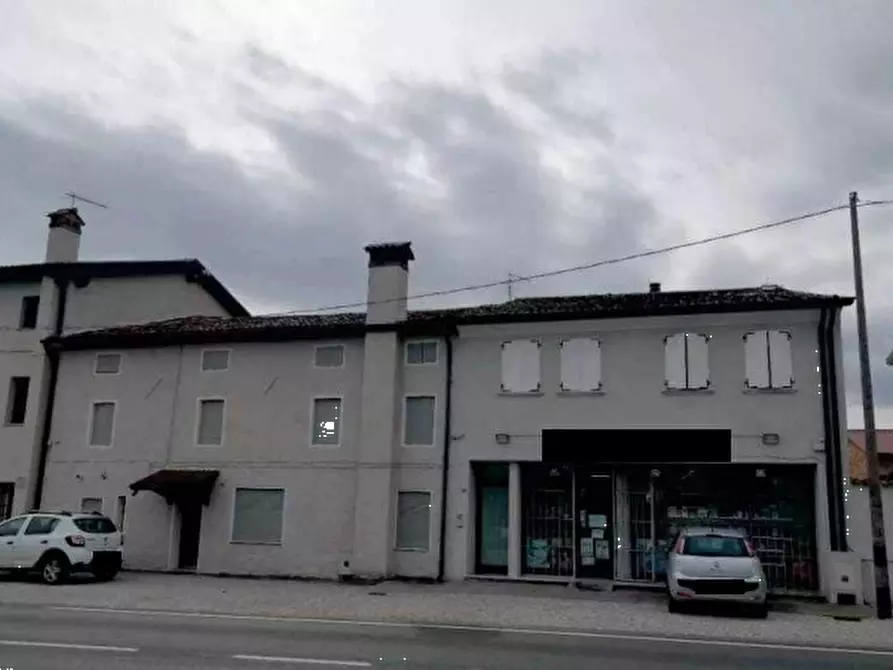 appartamento in vendita a Loria in zona Bessica