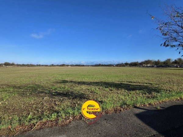 terreno edificabile in vendita a Loria in zona Ramon