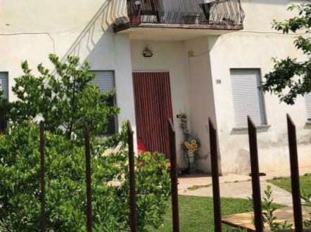 locale di sgombero in vendita a Loria