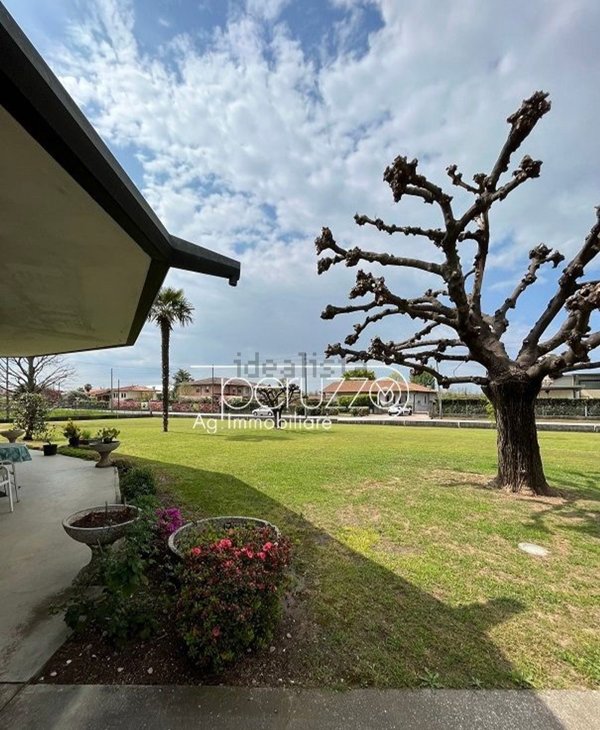 casa indipendente in vendita a Loria