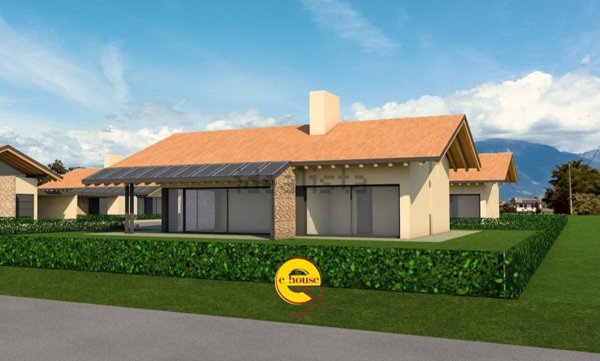 casa indipendente in vendita a Loria