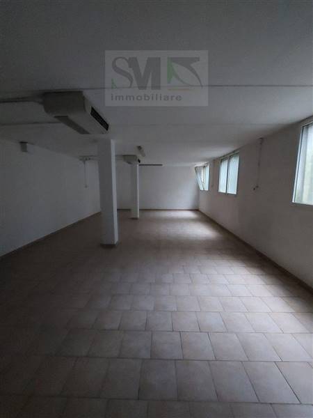 ufficio in vendita a Loria in zona Castione