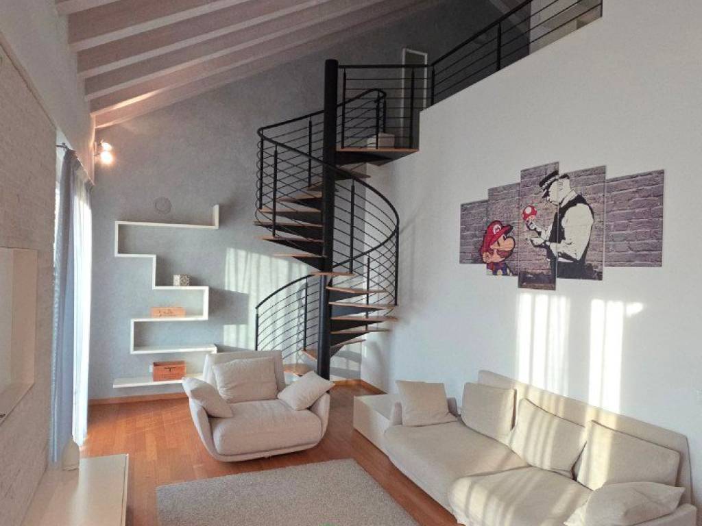 appartamento in vendita a Loria in zona Bessica