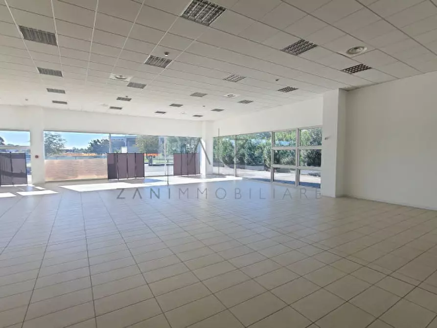 casa indipendente in vendita a Loria