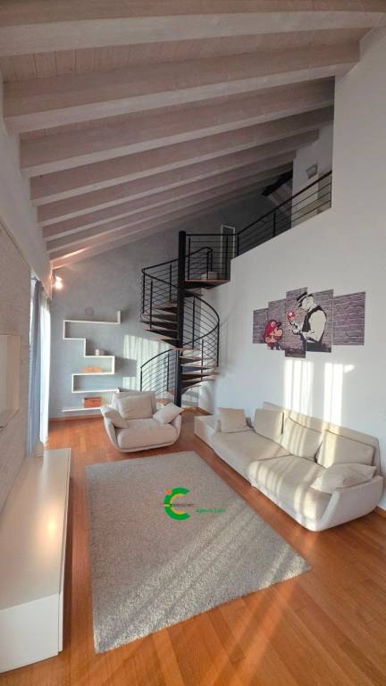 appartamento in vendita a Loria