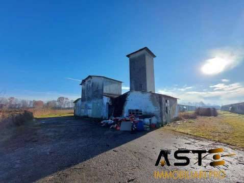ufficio in vendita a Loria in zona Bessica