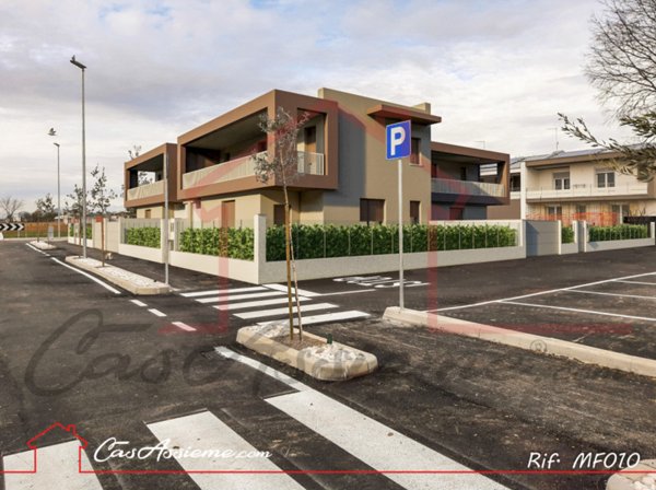 casa semindipendente in vendita a Loria in zona Ramon