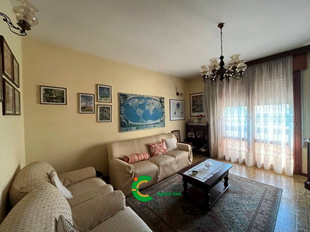 appartamento in vendita a Loria