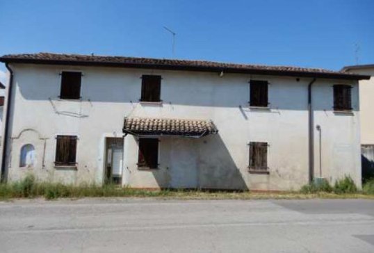casa indipendente in vendita a Loria