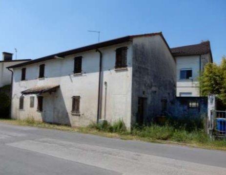 casa indipendente in vendita a Loria in zona Bessica