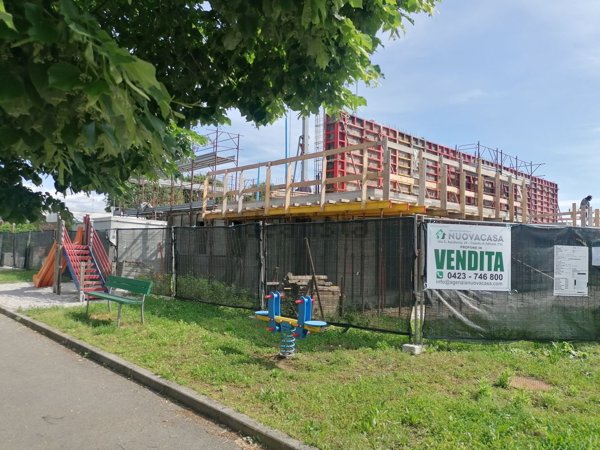 appartamento in vendita a Loria in zona Ramon