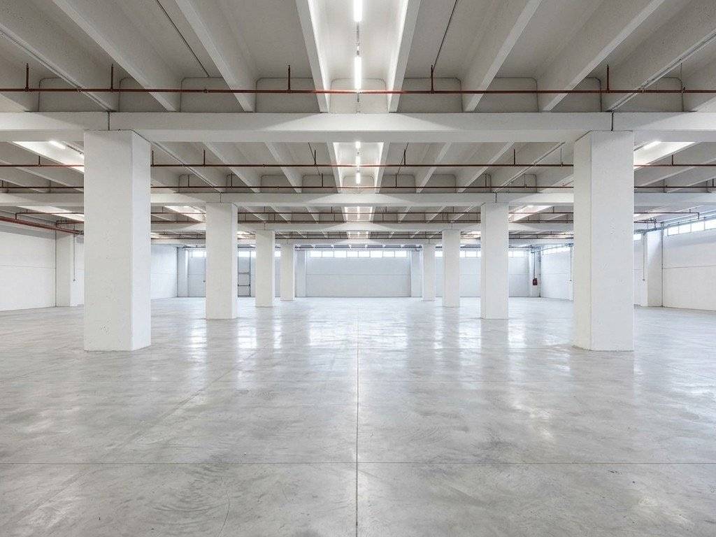 locale commerciale in vendita a Loria in zona Ramon