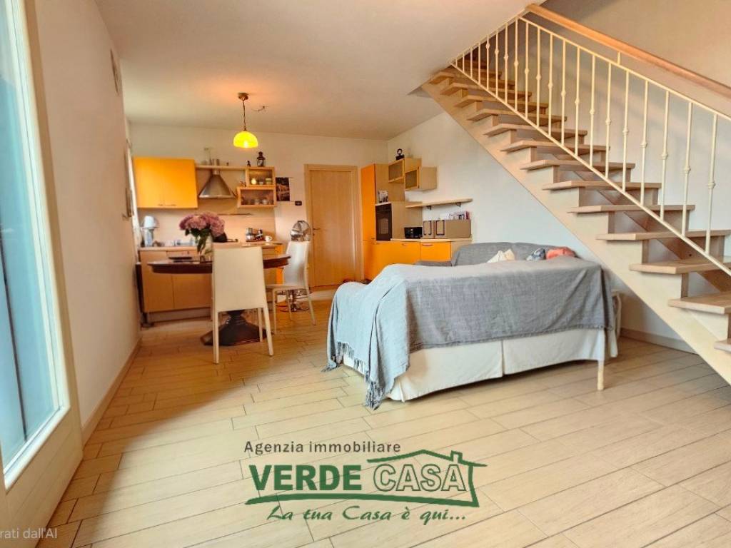 appartamento in vendita a Loria in zona Ramon