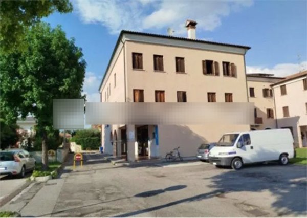 ufficio in vendita a Loria in zona Bessica