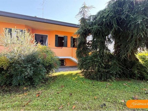 casa indipendente in vendita a Mansuè in zona Basalghelle