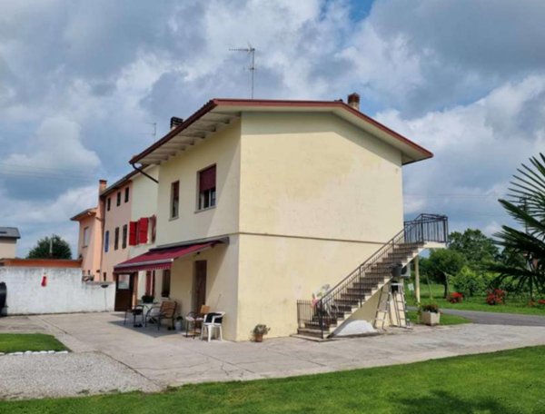 casa indipendente in vendita a Mareno di Piave