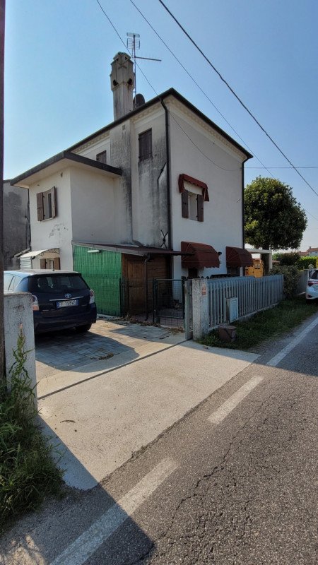 casa semindipendente in vendita a Mareno di Piave