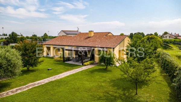casa indipendente in vendita a Mareno di Piave