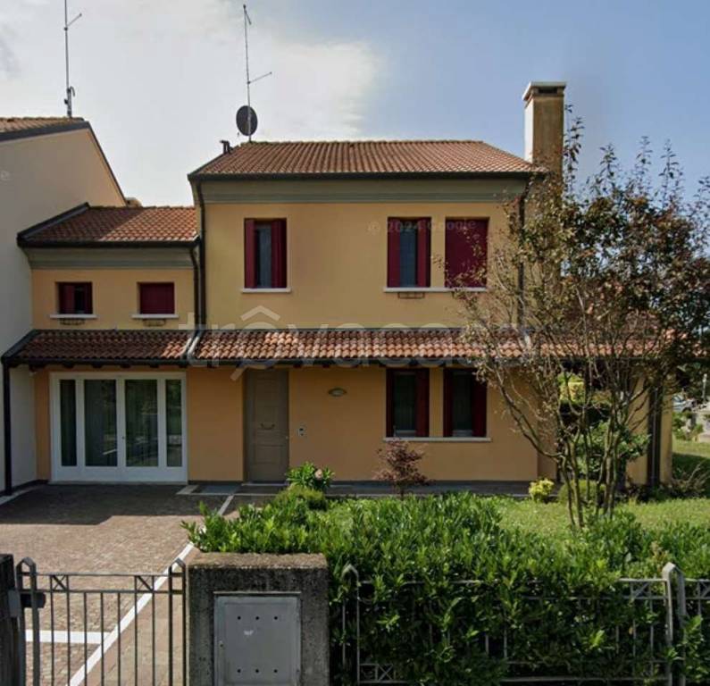 casa indipendente in vendita a Mareno di Piave in zona Ramera