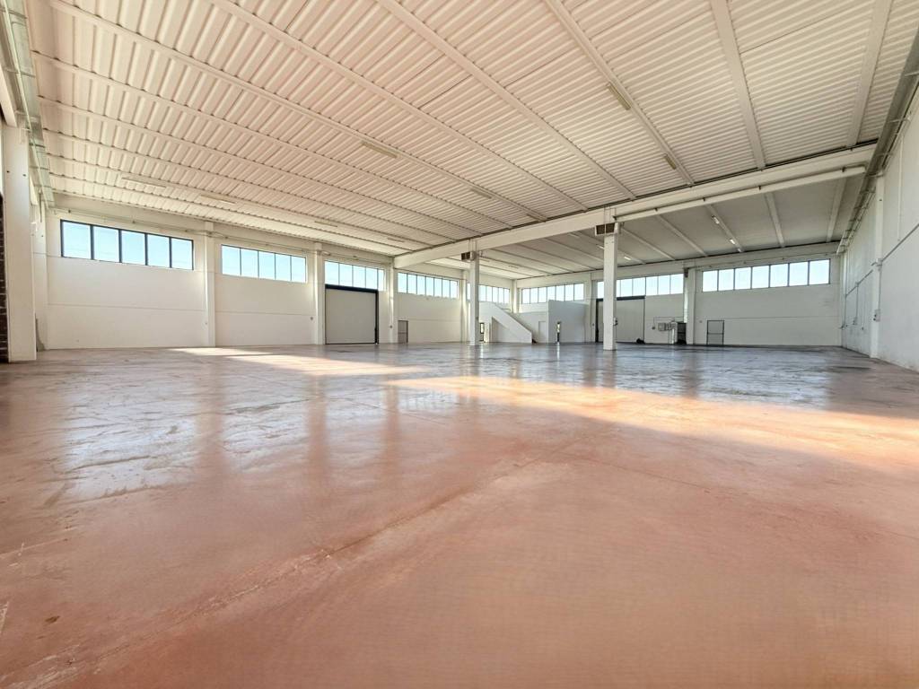 locale commerciale in vendita a Mareno di Piave