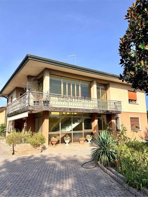 casa indipendente in vendita a Mareno di Piave in zona Ramera