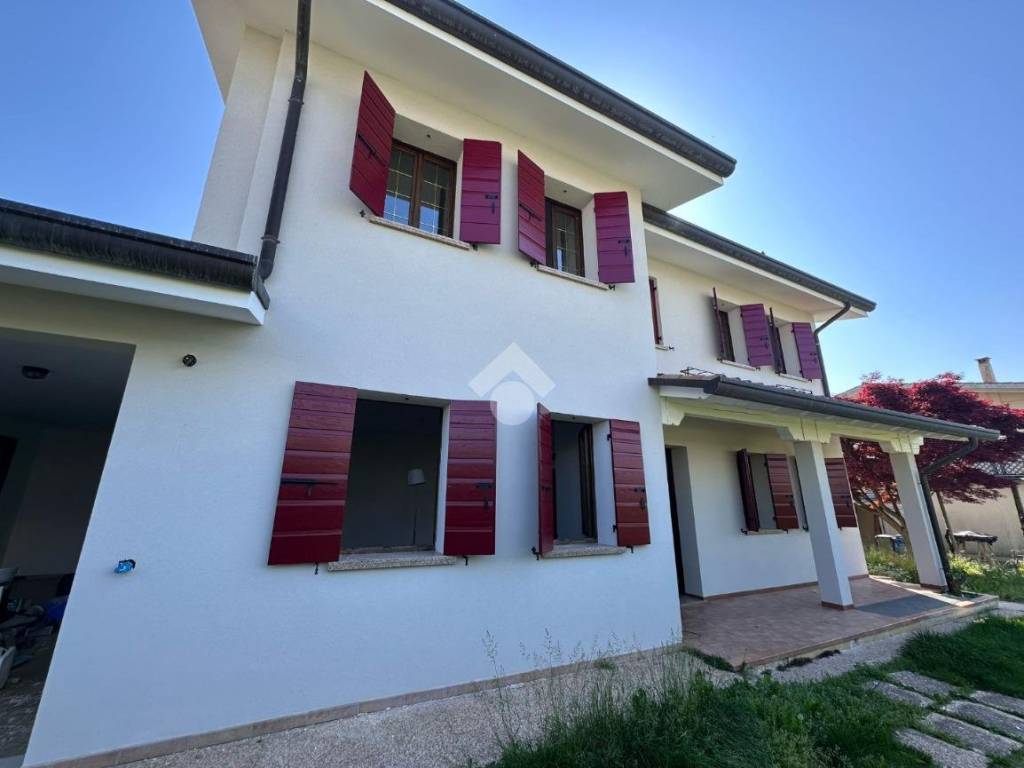 casa indipendente in vendita a Maser
