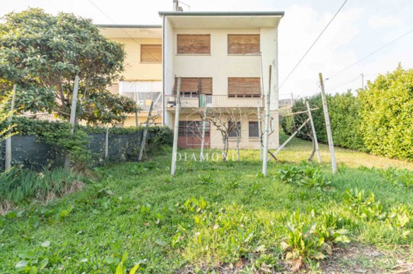 casa indipendente in vendita a Maser