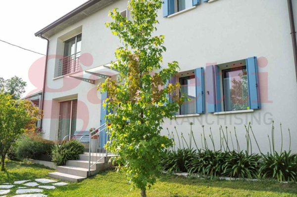 casa indipendente in vendita a Maser