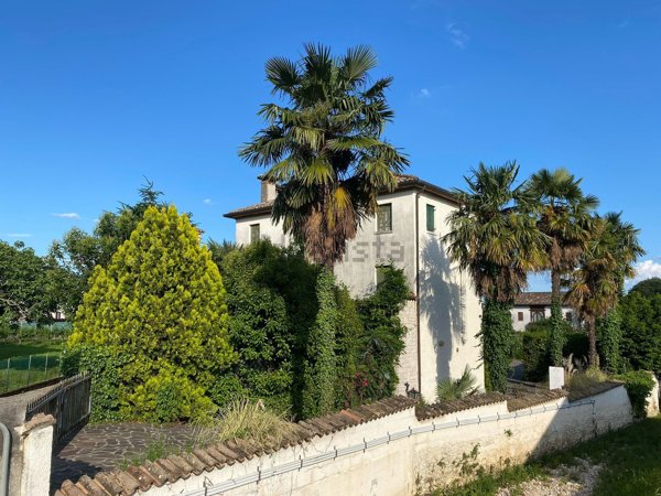 pentavano in vendita a Maser