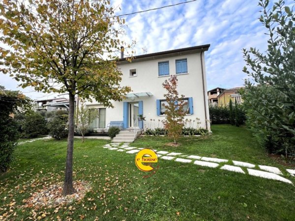 casa indipendente in vendita a Maser
