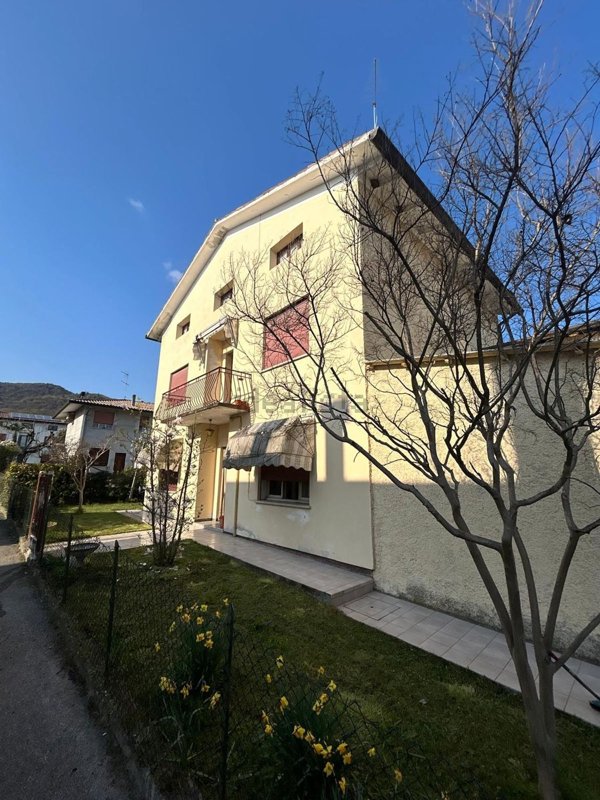 casa indipendente in vendita a Maser