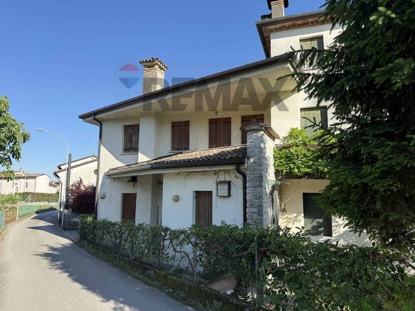 negozio in vendita a Maser