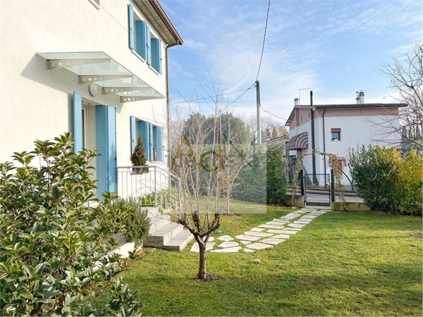 casa indipendente in vendita a Maser