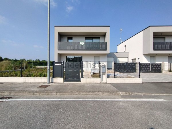 casa indipendente in vendita a Maserada sul Piave in zona Candelù