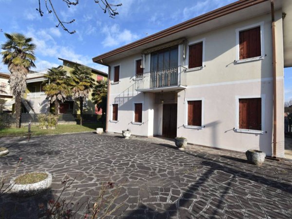 casa indipendente in vendita a Maserada sul Piave