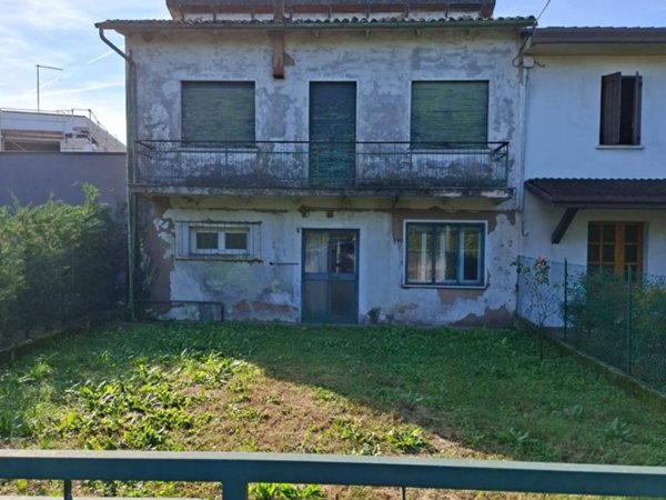 casa indipendente in vendita a Maserada sul Piave