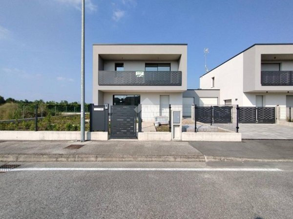 casa indipendente in vendita a Maserada sul Piave in zona Candelù