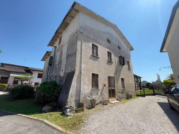 casa indipendente in vendita a Maserada sul Piave