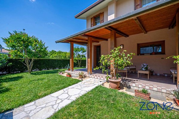 casa indipendente in vendita a Maserada sul Piave
