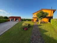 casa indipendente in vendita a Maserada sul Piave