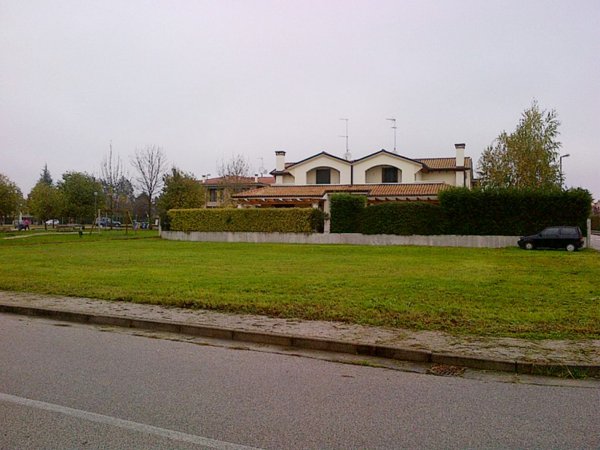 terreno edificabile in vendita a Maserada sul Piave