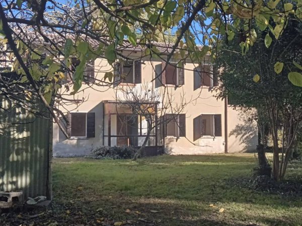 casa indipendente in vendita a Maserada sul Piave