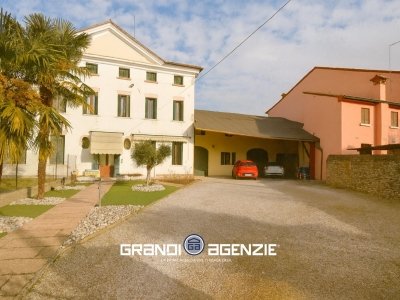 casa indipendente in vendita a Maserada sul Piave