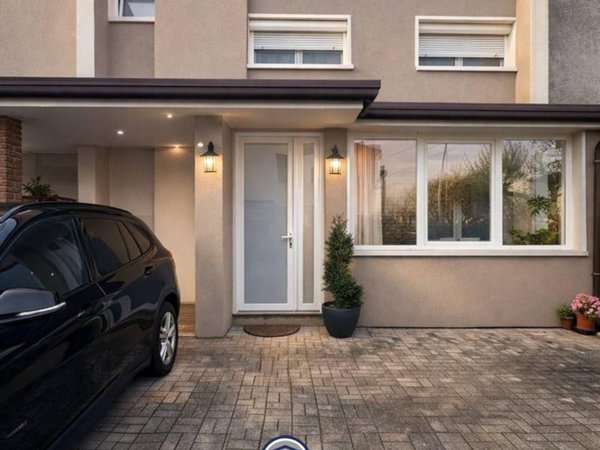 casa indipendente in vendita a Maserada sul Piave in zona Varago