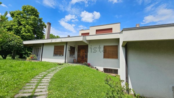 casa indipendente in vendita a Maserada sul Piave